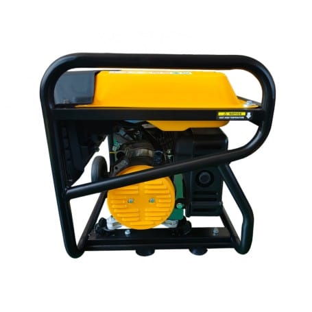 Generador Gasolina 2,3kW - Synergy PRO 3500 con algun golpecito y alguna barra externa algo doblada
