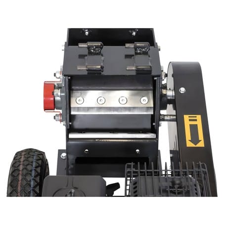 Biotrituradora Yaros H5.6-50- Motor 212 cc - Diametro ramas max. 50mm - Sistema rodillo triturador